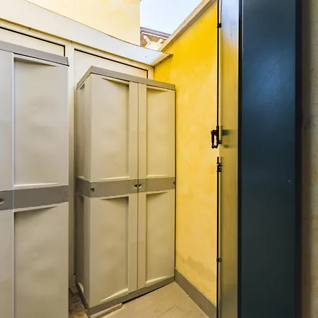 5 Minutes From Station With Parking Apartamento