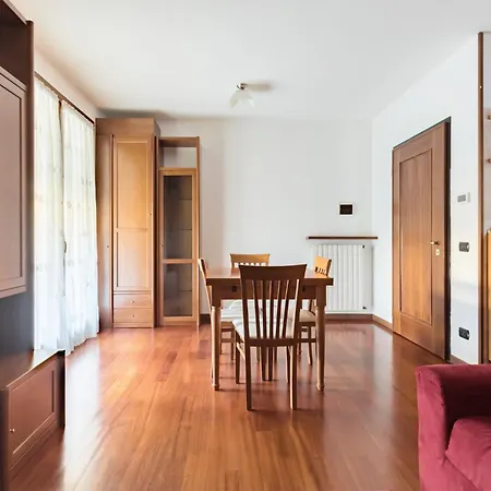 5 Minutes From Station With Parking Apartamento