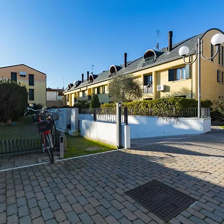 5 Minutes From Station With Parking Apartamento Treviso