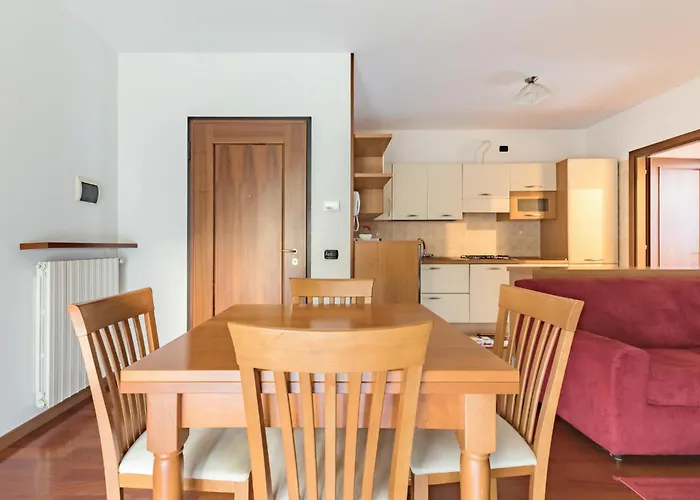 5 Minutes From Treviso Station With Parking Treviso