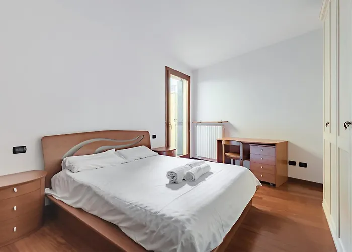 Apartment 5 Minutes From Treviso Station With Parking Treviso